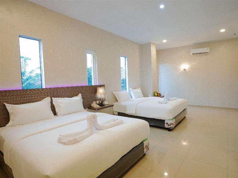 De'Tonga Hotel Medan Zewnętrze zdjęcie
