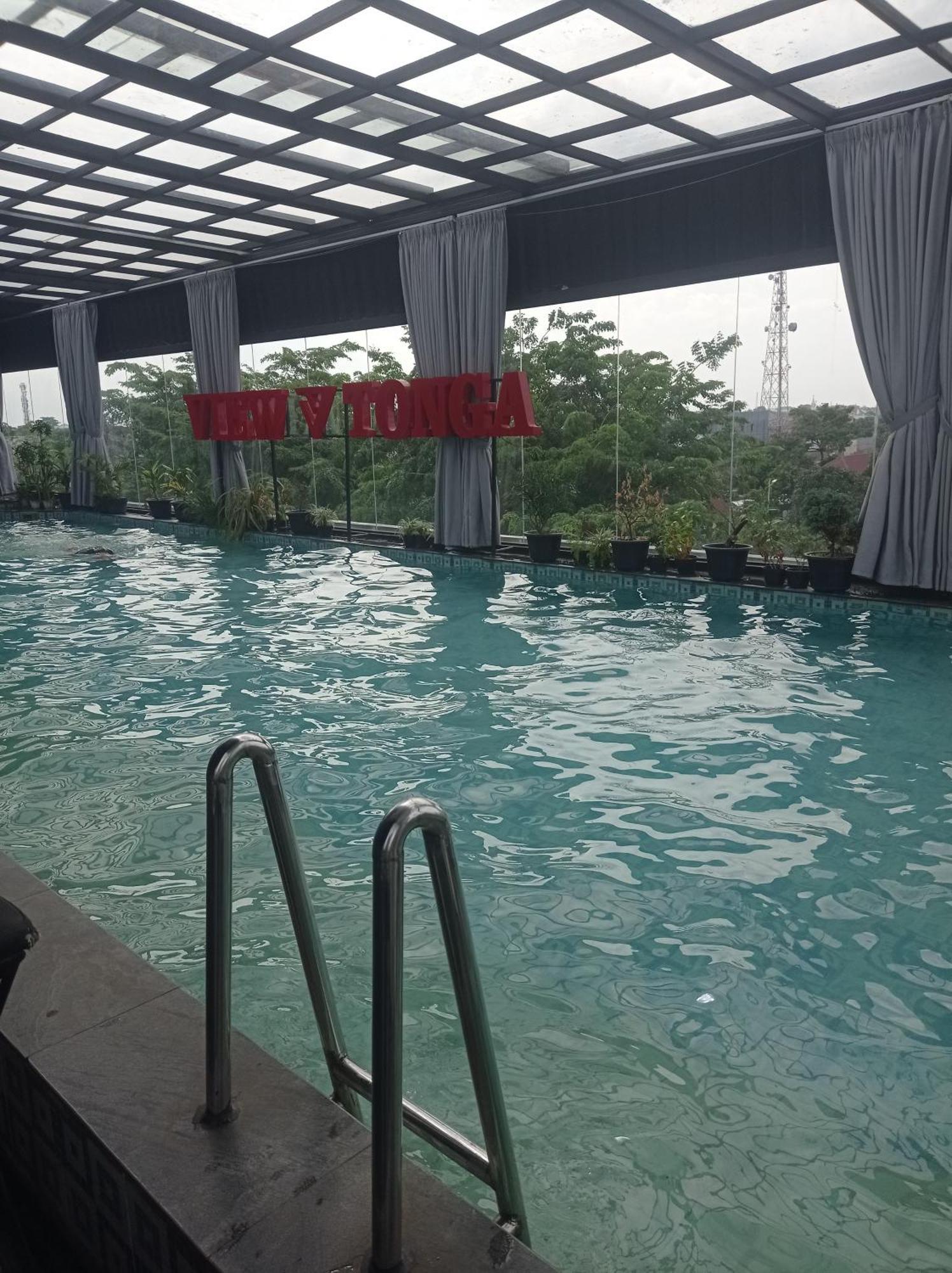 De'Tonga Hotel Medan Zewnętrze zdjęcie