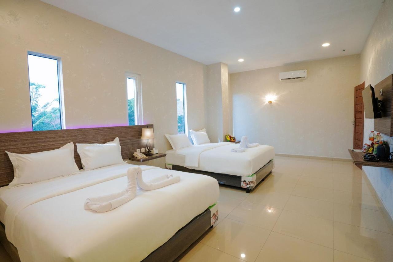 De'Tonga Hotel Medan Zewnętrze zdjęcie