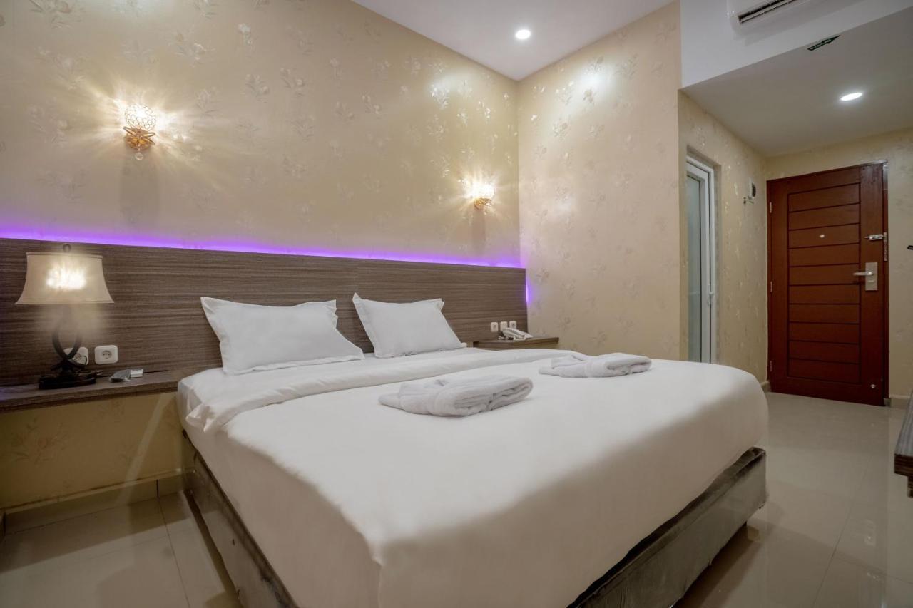 De'Tonga Hotel Medan Zewnętrze zdjęcie